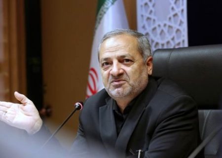 آگاه معلم: آموزش و پرورش را از سیاست‌زدگی دور کنیم
