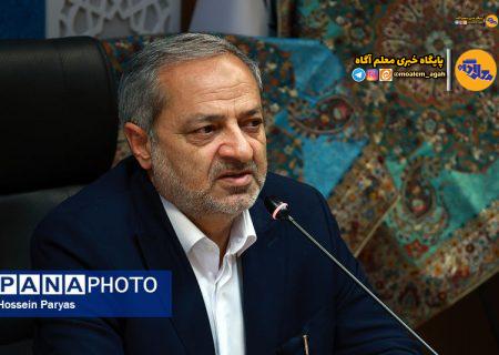 توسعه و ترویج قرآن و فرهنگ اقامه نماز مهمترین ماموریت آموزش و پرورش است