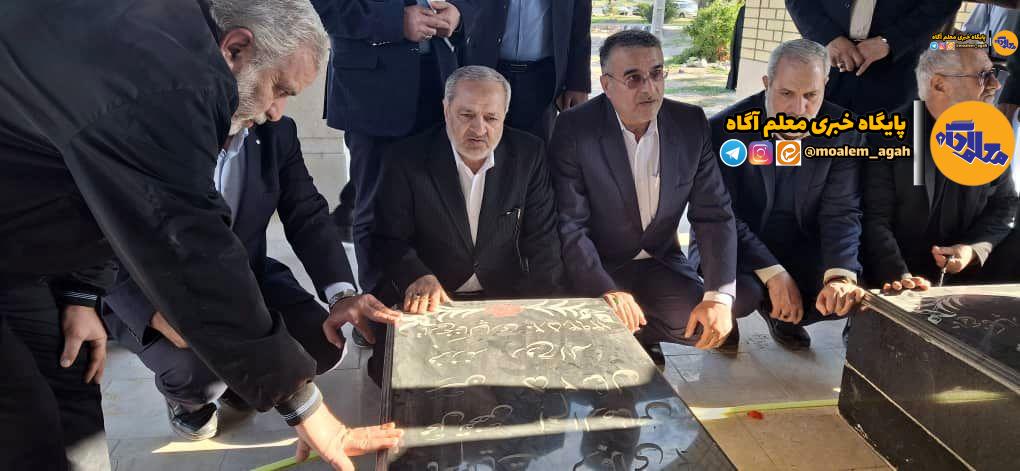 حضور وزیر آموزشوپرورش در یادمان شهدای شهرستان دشت آزادگان