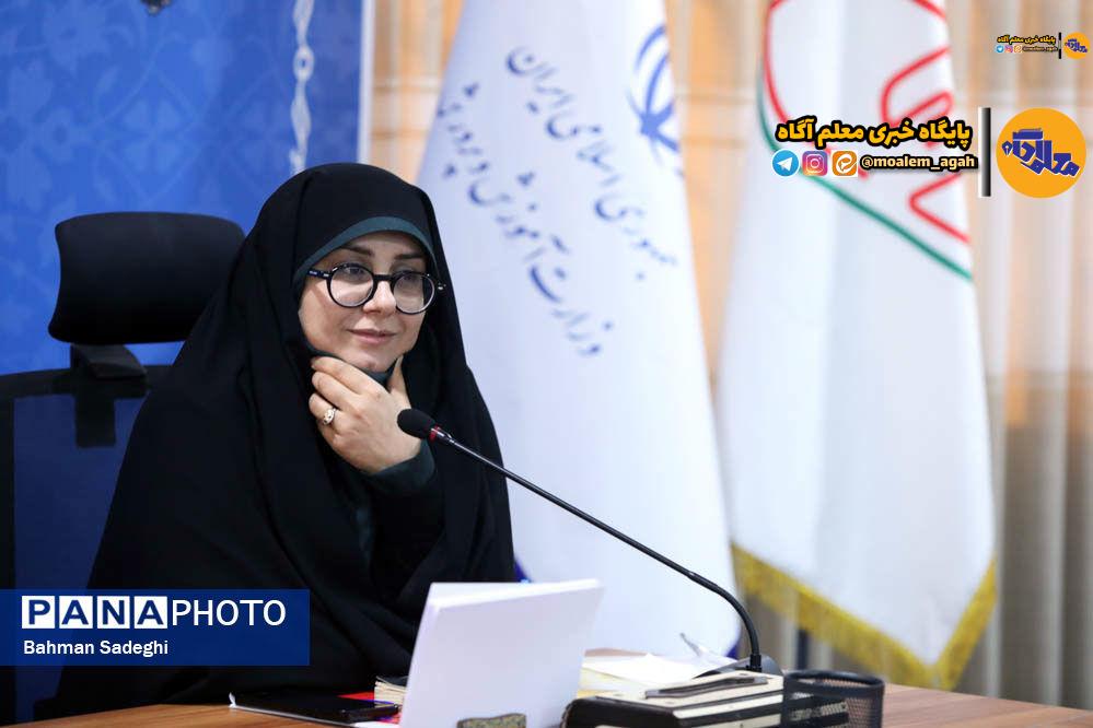 جذب ۲۵۰۰ مدرس آموزش خانواده در مدارس؛ مراکز غیرفعال مشاور خانواده مجددا راه‌اندازی می‌شود