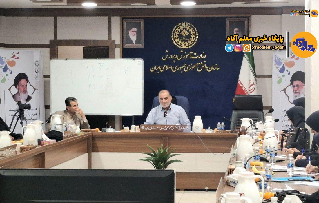 تشکلها باید دانشآموزان را برای مدیریت و کار گروهی آماده کنند