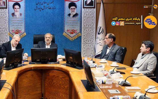 شهیدان رجایی و باهنر، زوجی بی‌تکرار در تاریخ تعلیم و تربیت کشور هستند