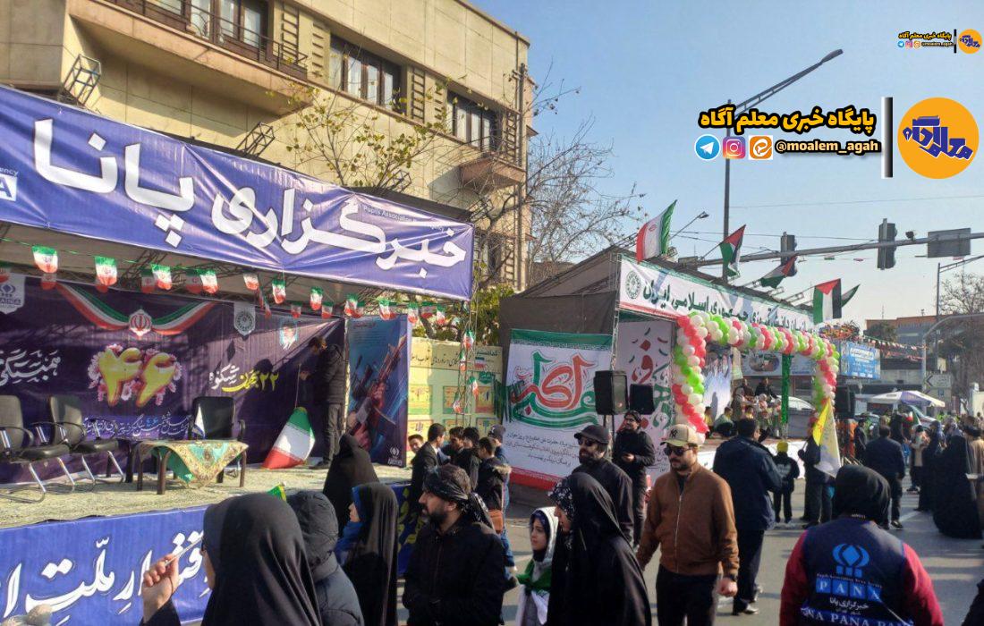 برپایی غرفه سازمان دانشآموزی و خبرگزاری پانا در مسیر راهپیمایی ۲۲ بهمن