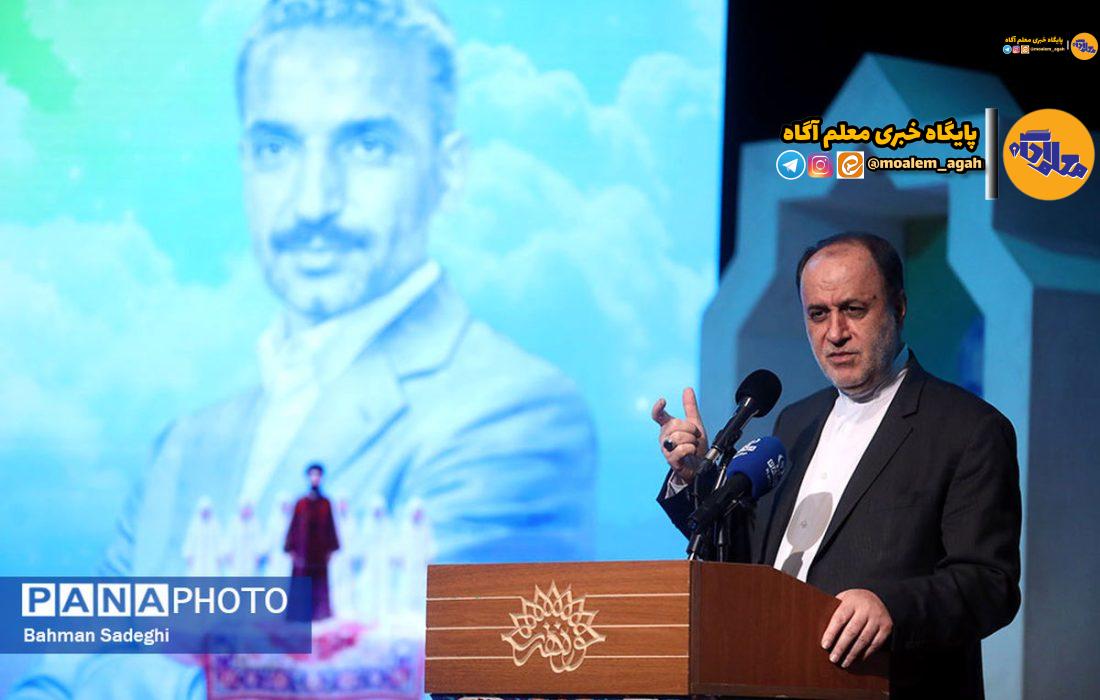 لزوم بهروزرسانی شیوههای تربیتی در راستای جذب بیشتر دانشآموزان