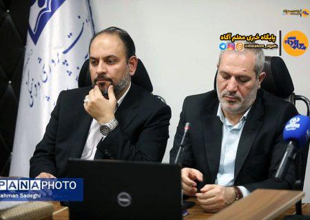باید همگان کمک کنند مدرسه به جایگاه شایسته خود در جامعه دست یابد