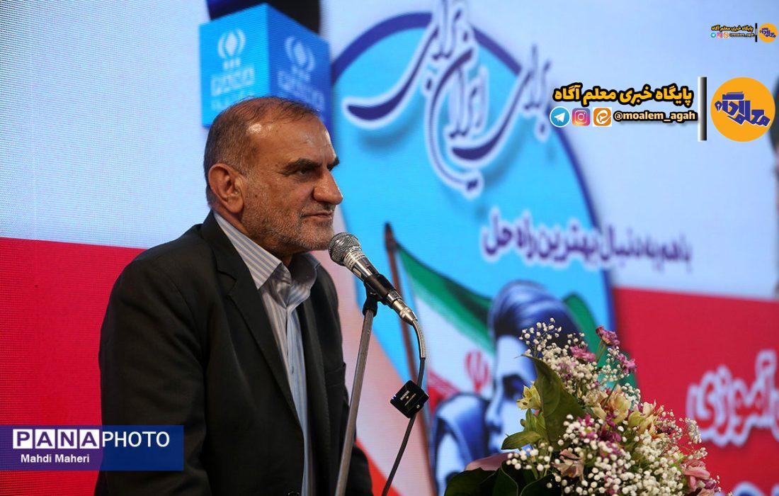 دانشآموزان روایتی نو از ایران و مسائل آن داشته باشند/ اردوهای پانا با محوریت آموزش، خودباوری و مسئلهمحوری استمرار یابد