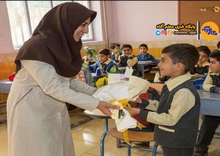 تجلیل از ۲۴ معلم نمونه کشوری/ نظرخواهی از دانش‌آموزان و اولیا در فرایند انتخاب