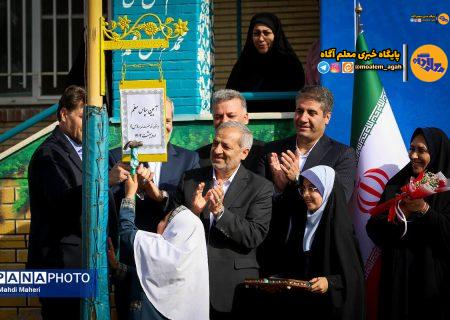 هفته علم و علم‌آموزی‌، فرصتی برای یادآوری ‌جایگاه رفیع معلم است/ دانش‌آموزان در هفته معلم باید درس قدرشناسی، احترام و تکریم را فرابگیرند