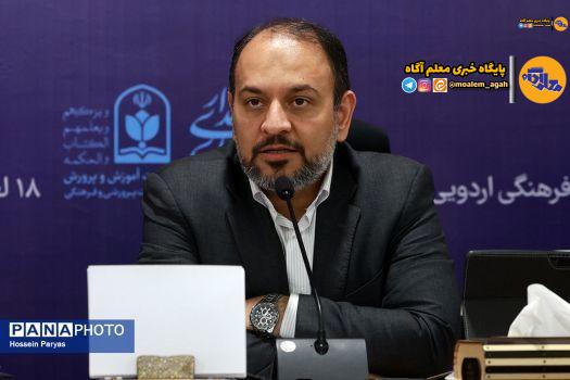 مساله پرورشی باید به سمت عموم دانشآموز حرکت کند/ دانشآموزان باید میداندار فعالیتها باشند، نه صرفا مخاطب